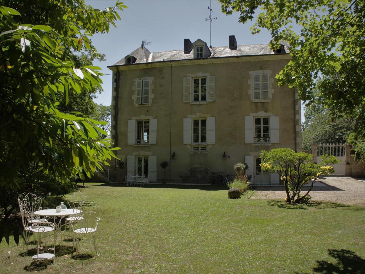 Chambre D'Hotes Les Rives De La Tronne Mer Bagian luar foto
