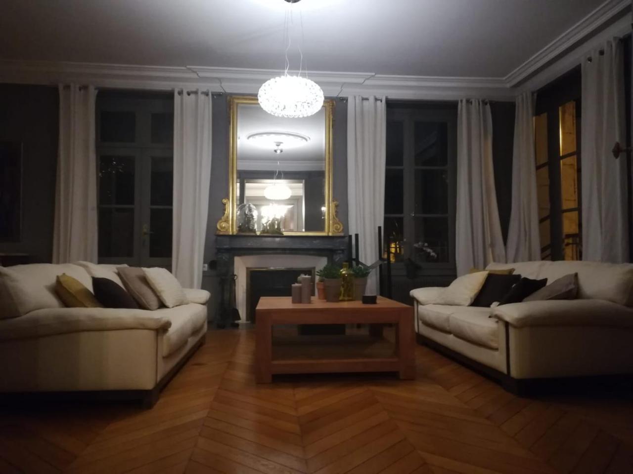 Chambre D'Hotes Les Rives De La Tronne Mer Bagian luar foto