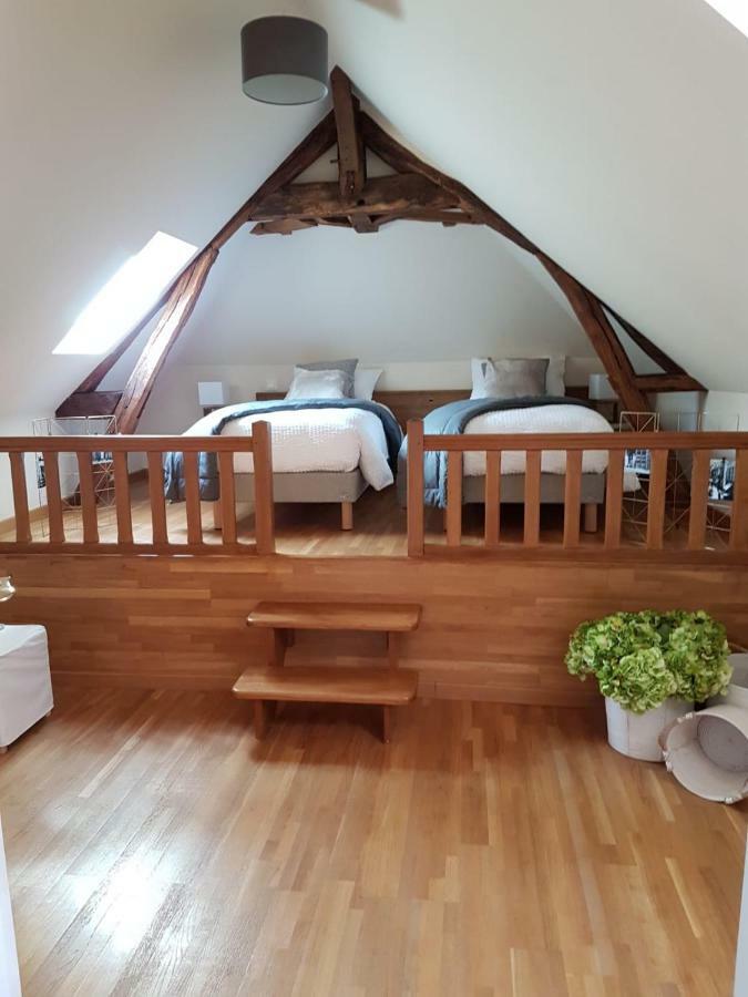 Chambre D'Hotes Les Rives De La Tronne Mer Bagian luar foto